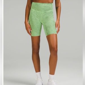 Base Pace High-Rise Short 8”